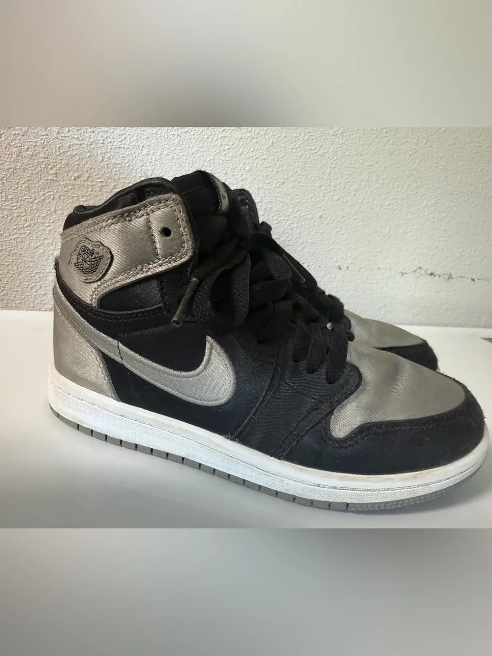 Nike Retro Kids Air Jordan Size 13.5